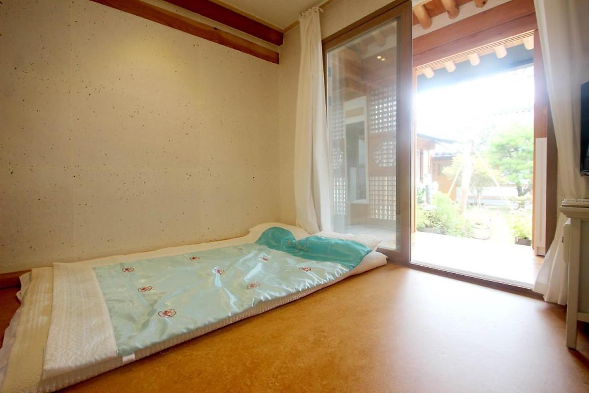 Sarangnamoo Hanok Guesthouse Jeonju Exterior photo